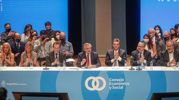 alberto propuso hacer terapia de grupo para enfrentar la inflacion alberto propuso hacer terapia de grupo para enfrentar la inflacion
