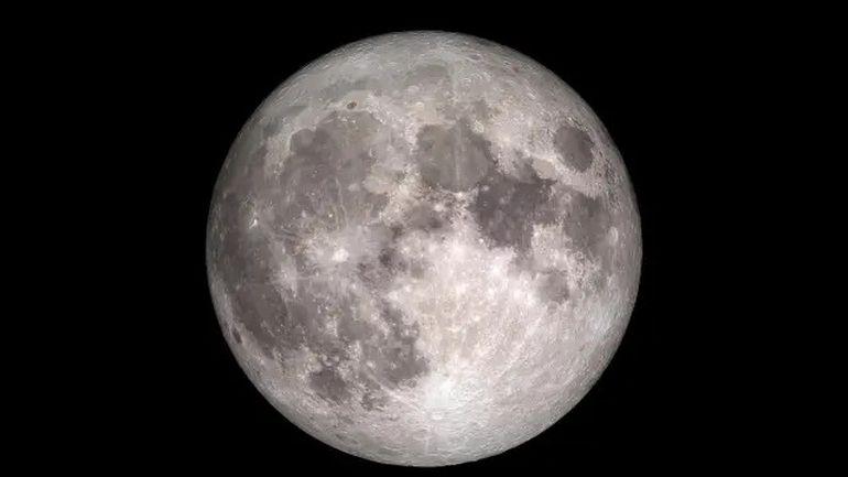 Preocupación: la Luna se hace cada vez más chiquita