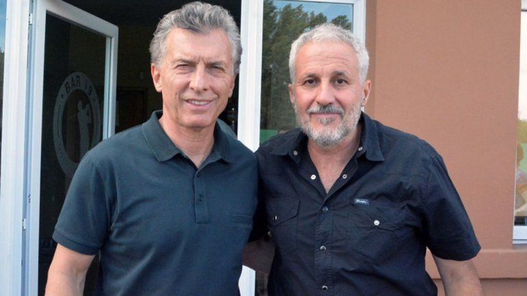 Macri jugó al golf en Los Canales de Plottier
