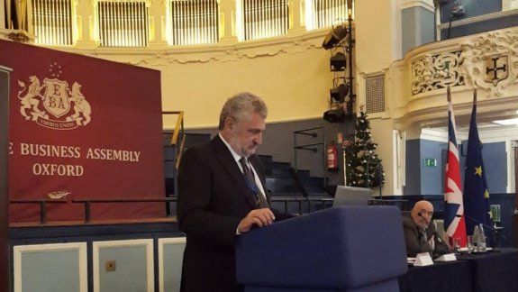 El Rector Juan Carlos del Bello y la UNRN fueron premiados