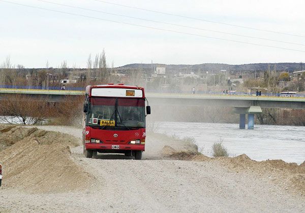 Las Perlas: retrasos de colectivos