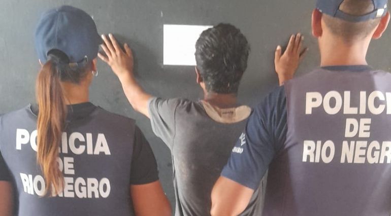 Otro turista ladrón detenido en Las Grutas: quiso robar en un autoservicio