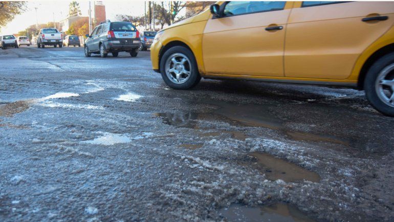 La semana empezó con frío y advierten por hielo en las calles