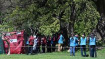 La Policía se acercó a la zona de los lagos de Palermo tras el hallazgo del cadáver.