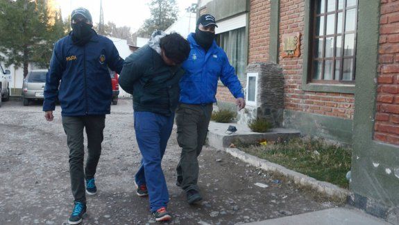 Acuña fue recapturado en la localidad neuquina de Senillosa.