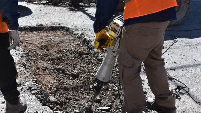 El alquiler de vehículos y herramientas por parte de un extrabajador municipal generó sospechas.&nbsp;
