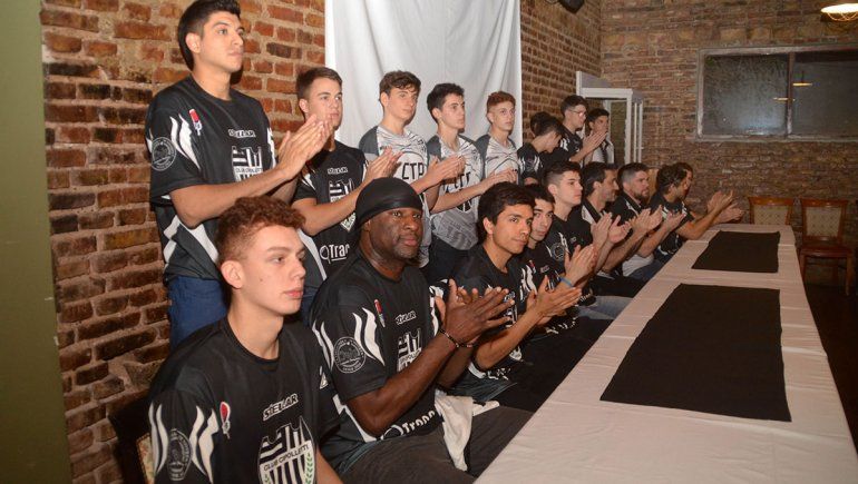 Tiempo muerto en el básquet argentino