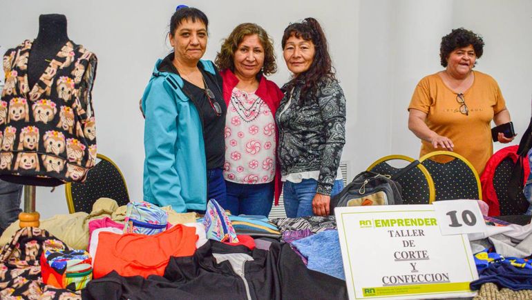 Más de 500 valletanos se capacitaron en oficios