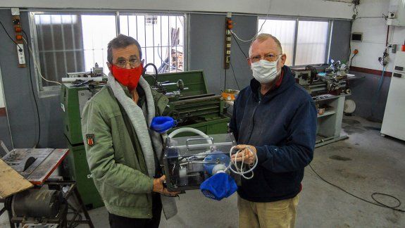 Neuquinos crearon respirador con un motor de limpiaparabrisas