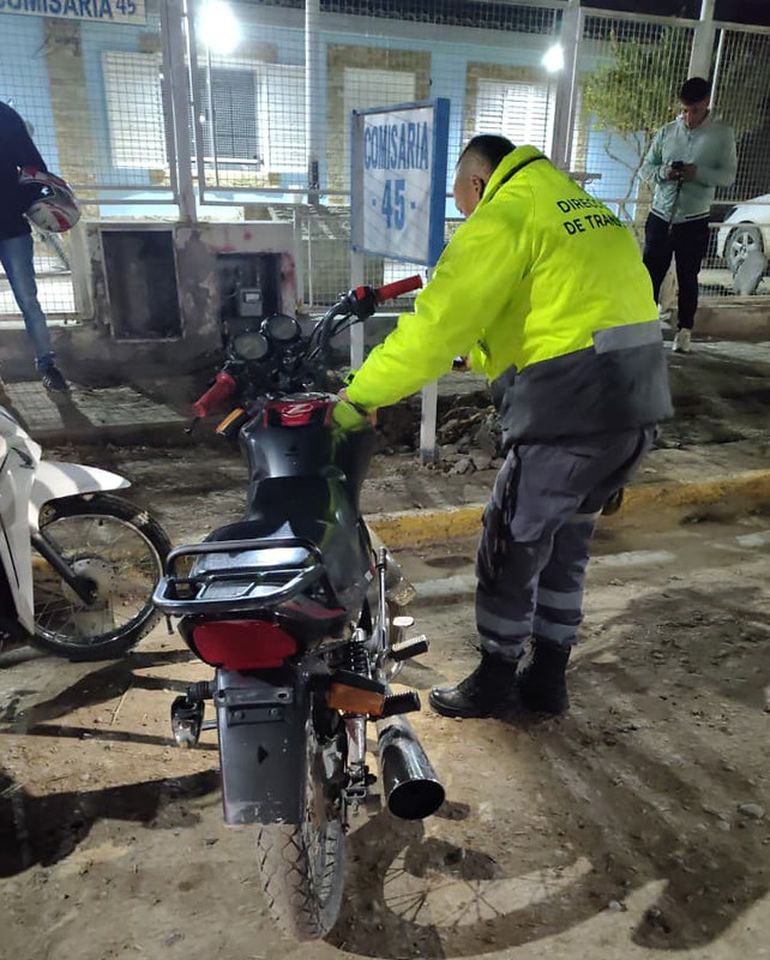 Nueve motocicletas fueron secuestradas por presentar adulteraciones en sus caños de escapes y falta de documentación.
