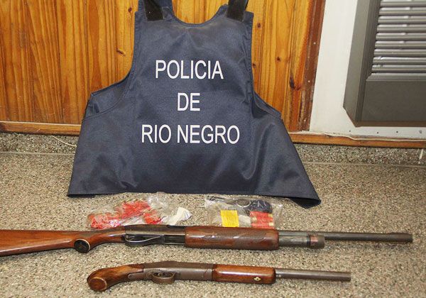 Secuestraron armas de fuego en Allen