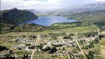Temor en un pueblo de la Patagonia: tiran carne envenenada en la calle y dicen que ya murieron animales. | LMCipolletti.com Temor en un pueblo de la Patagonia: tiran carne envenenada en la calle y dicen que ya murieron animales.
