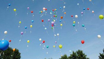 la legislatura prohibio la suelta de globos con helio en toda la provincia