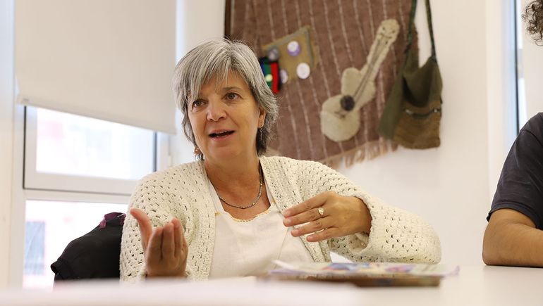 Emilia Campos, Trabajadora Social de Bienestar Estudiantil y responsable de mantener el proyecto de Noemí Labrune. 