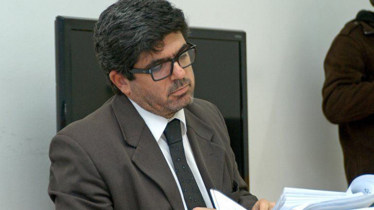 El fiscal Herrera está de licencia y quiere participar del debate.