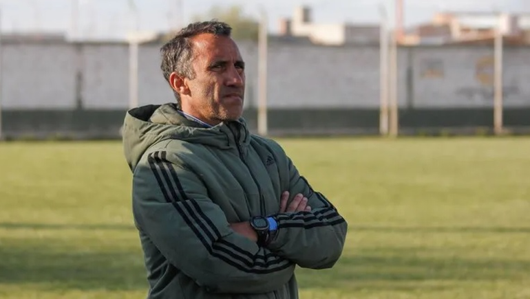Coco Landeiro fue entrenador pero ahora está trabajando como concejal de Neuquén capital.&nbsp;