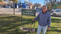 Falú se hizo viral con un video. En Fernández Oro todos lo conocen.