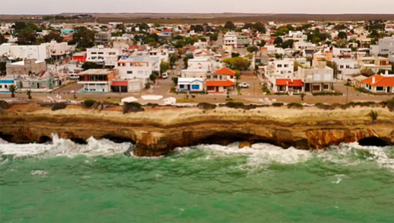 Video impactante: Mareas extraordinarias en Las Grutas