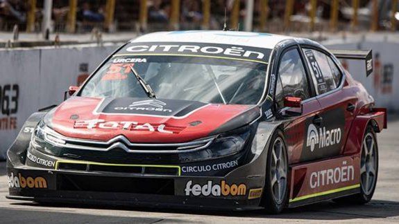 Urcera perdió la dirección del C4 en el Súper TC 2000