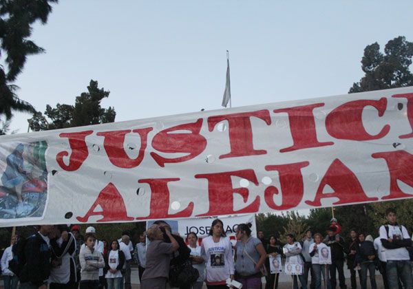 Un emotivo acto por el joven Verdugo