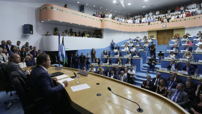 Alberto Weretilneck: Hoy Río Negro está en marcha y sabe a dónde va