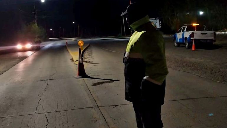 El municipio de Cinco Saltos repudió el ataque sufrido por el inspector y destacó que hicieron la denuncia policial. 