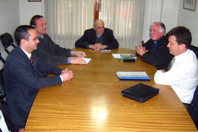 Los ministros Pega y Larreguy se reunieron con obispos de Río Negro