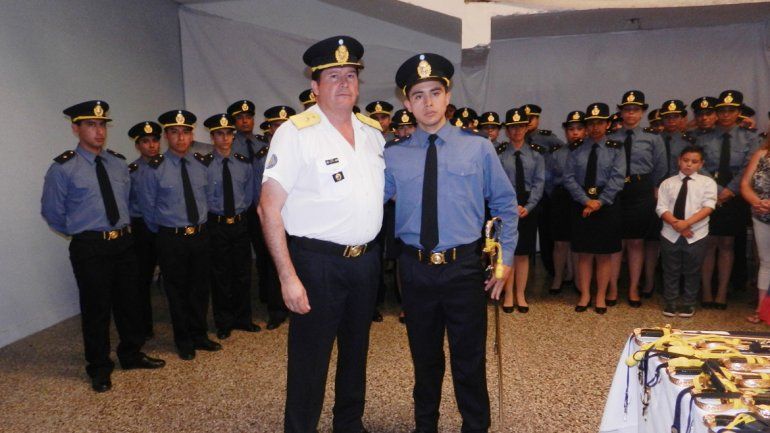 Egresaron 37 nuevos agentes