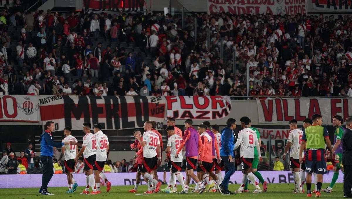 River vuelve a jugar en el Monumental.