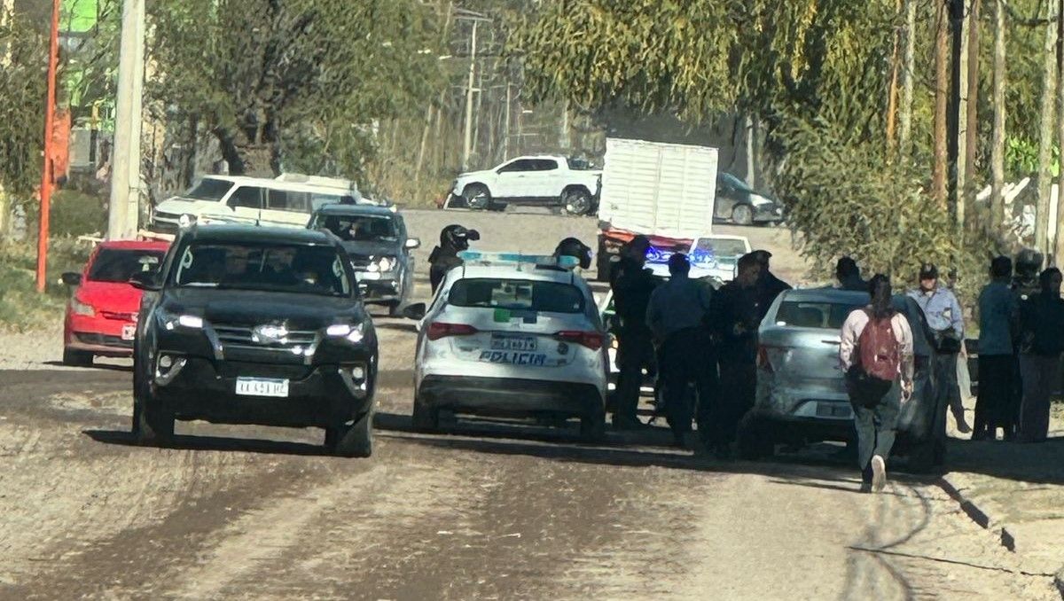 El operativo policial se realizó en la calle Estado de Israel, a pocos metros de la Ruta 22.&nbsp;