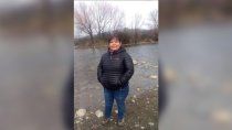La vítima fue atacada con un arma blanca en la vía pública en Junín de los Andes.