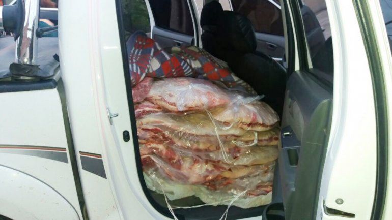 Otro decomiso de una carga clandestina de carne con destino al valle.