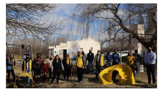 Internos de General Roca construyeron una plaza solidaria