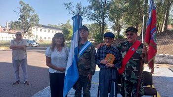Nono cipoleño de 102 años reconocido.
