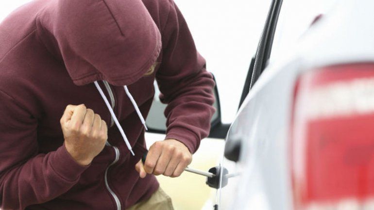 Alerta entre vecinos por una ola de robo de vehículos en la ciudad
