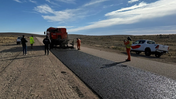 comenzo la repavimentacion de dos rutas claves que unen alto valle y linea sur