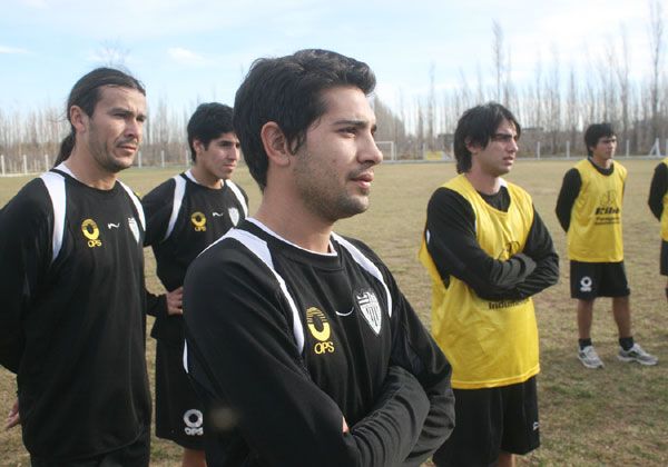 Palomeque se suma hoy y Taborda va a Las Grutas