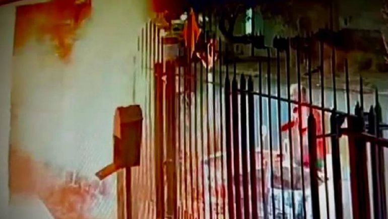 El hombre intentó prender fuego una casa en Santa Genoveva.