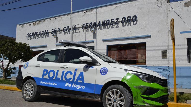 Personal de la Comisaría 26° intervino en el procedimiento y secuestró el foto.