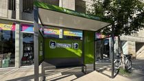 Las nuevas garitas de colectivos ya fueron instaladas en varios puntos de la ciudad.