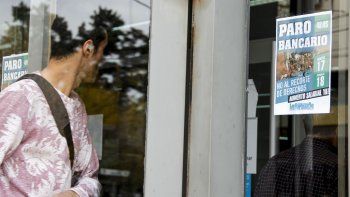 Este miércoles inicia el paro a partir del mediodía con los trabajadores estatales. El jueves se adhieren la mayoría de los sectores por 24 horas.
