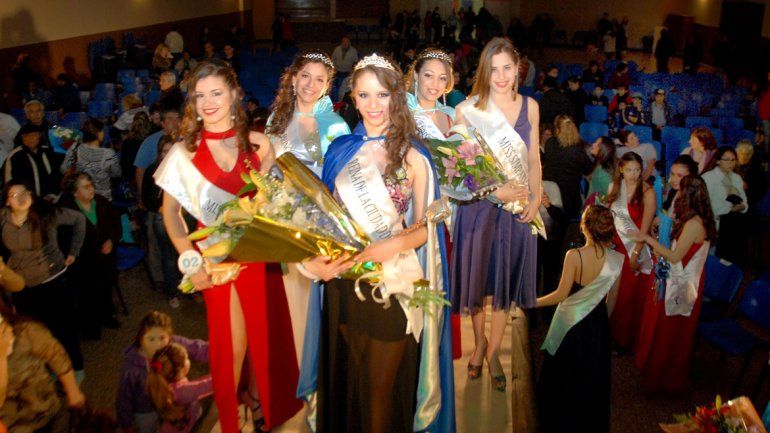 Buscan reemplazar las elecciones de Reinas por reconocimientos a jóvenes destacados