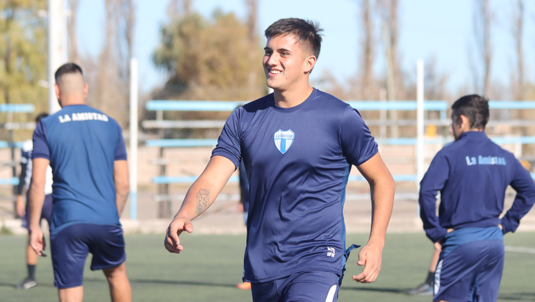 La Amistad ganó el domingo por el gol de Salinas. Foto: archivo Anahí Cárdena 