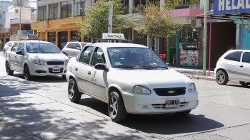 los taxis subiran un 19% y los viajes arrancaran en $35 pesos los taxis subiran un 19% y los viajes arrancaran en $35 pesos