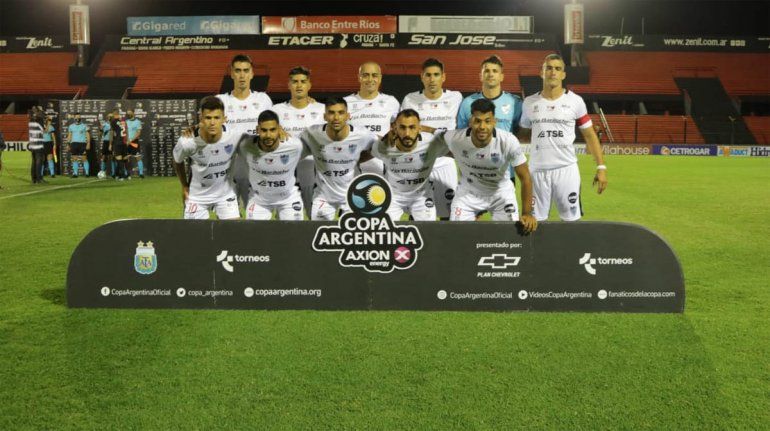 La camiseta alternativa de la marca nueva y propia de Cipo fue estrenada en Copa Argentina.