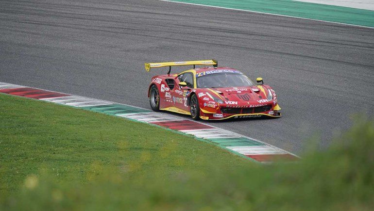 Manu Urcera se complicó en la definición del Gran Turismo Italiano en Mugello