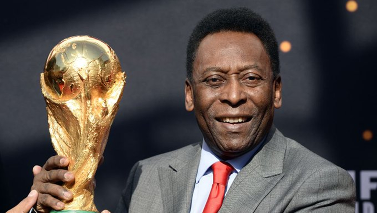 Pelé, el único con tres vueltas olímpicas en la Copa del Mundo