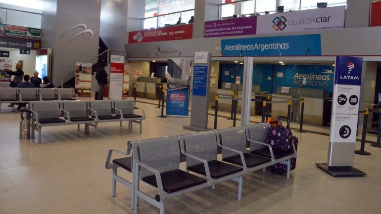 ¿Qué hacer con los pasajes de Latam y Aerolíneas Argentinas?