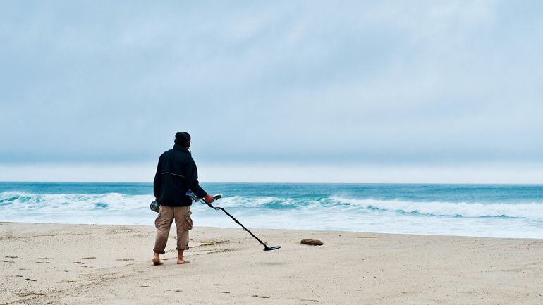 Detectoristas de metales en Chubut. (Foto ilustrativa).