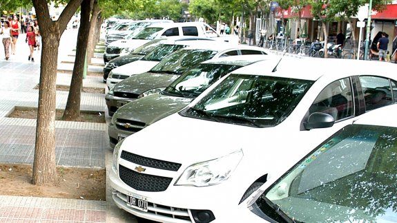 El intendente Aníbal Tortoriello quiere que antes de que termine el año los cipoleños comiencen a pagar por estacionar sus autos en el radio céntrico.